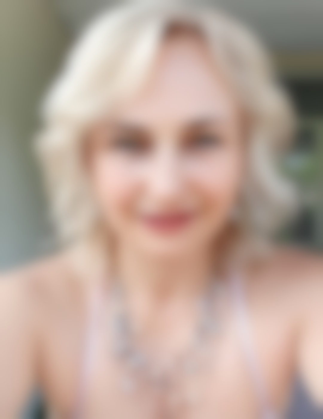 blond lila